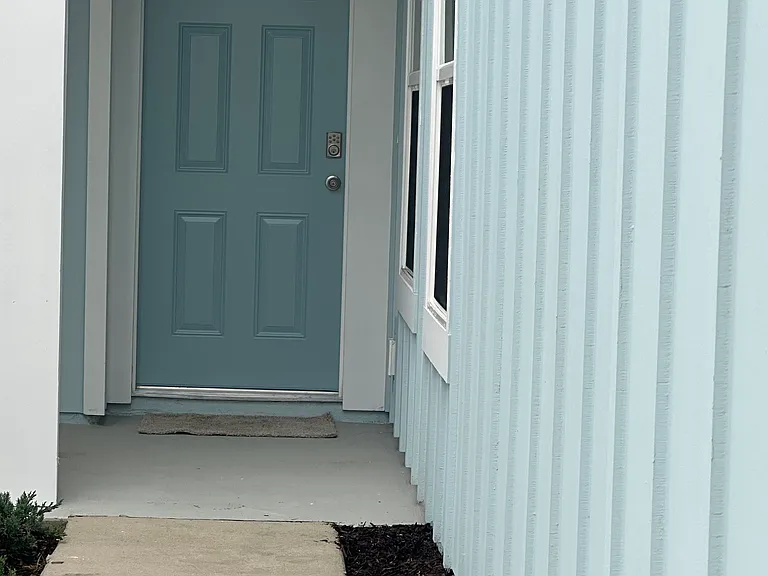 43 Pomona Way — Photo 3