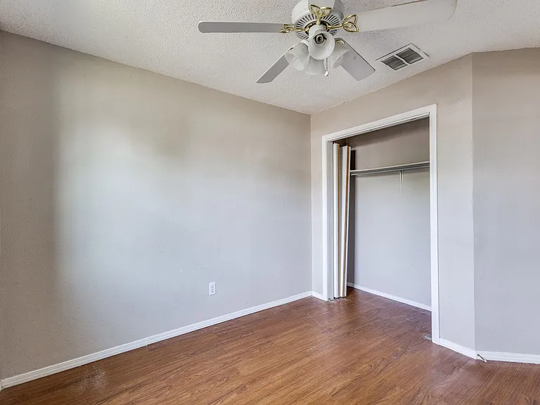 8602 Skyview — Photo 18