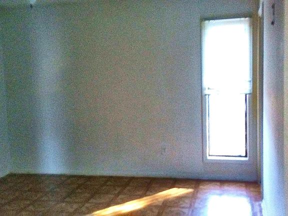 4th image of 5737 Woodbourne Ct