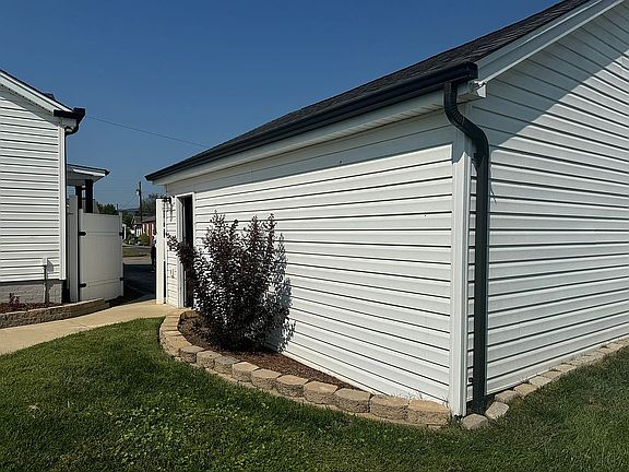 5th image of 1516 Pineola Ave