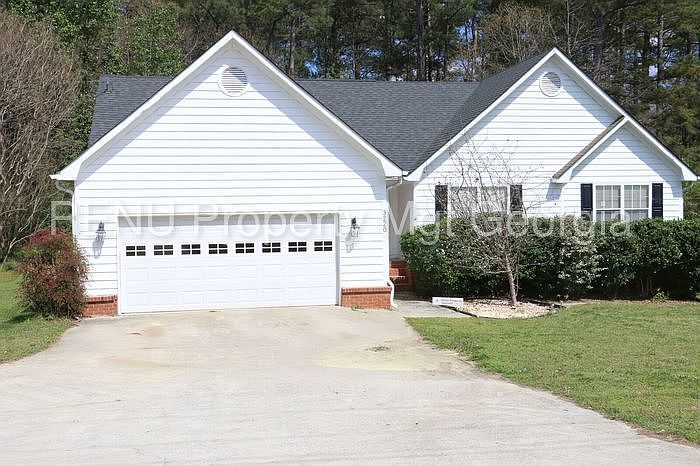 1st image of 3220 Skyland Dr