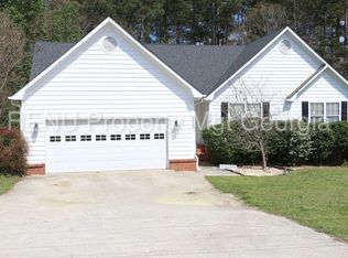 3220 Skyland Dr, Snellville, GA