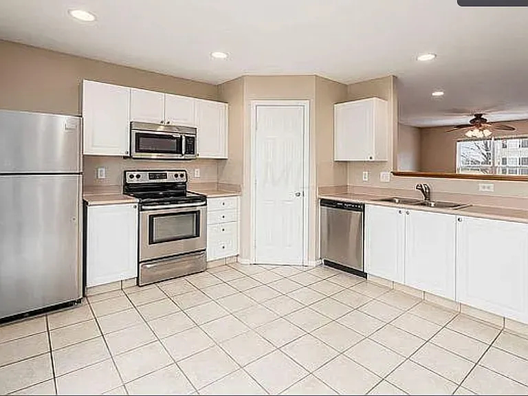 6471 Crab Apple Dr — Photo 9