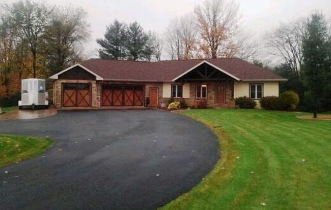 1st image of 163326 Sandy Banks Dr