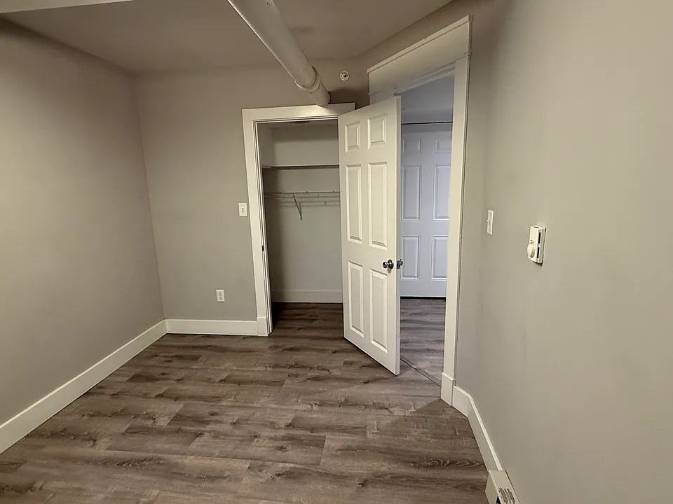 49 Cottage St #10