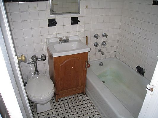 2nd image of 7101 35th Ave APT 2