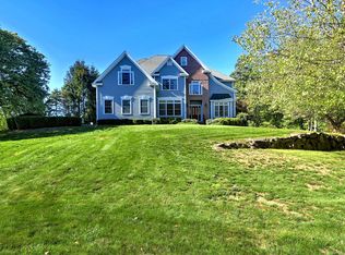 102 Wild Horse Ct, Monroe, CT 06468