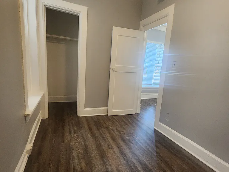 Bedroom 3's closet