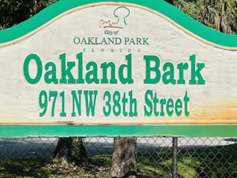 1773 NW 37th St — Photo 39