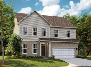 59780 Acorn Dr, Washington, MI 48094