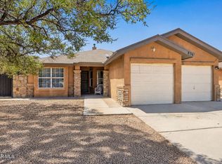835 Sun City Park Ct, El Paso, TX 79932