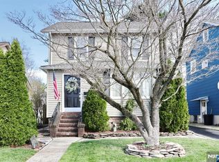 150 Niagara St, Dumont, NJ