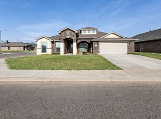 9308 Trenton Ave, Lubbock, TX 79424