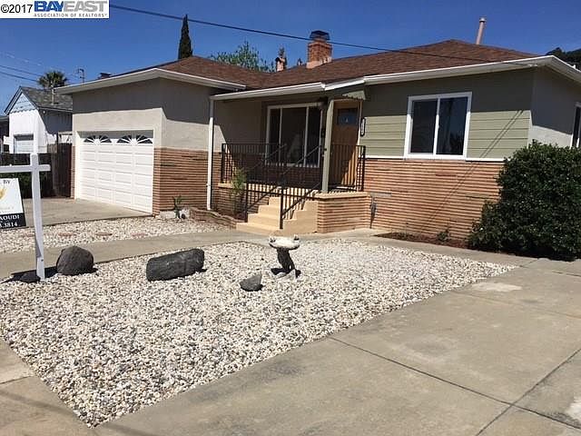 1st image of 25806 Bel Aire Dr