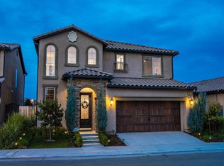 1814 E Bella Senterio Ave, Fresno, CA