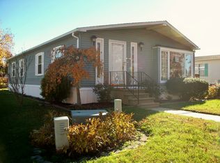 253 N Pond Dr, Mount Laurel, NJ 08054