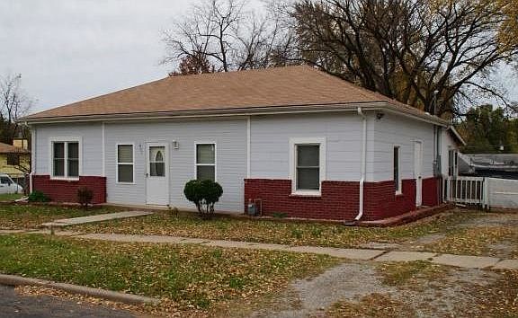 2nd image of 601 Pennsylvania St