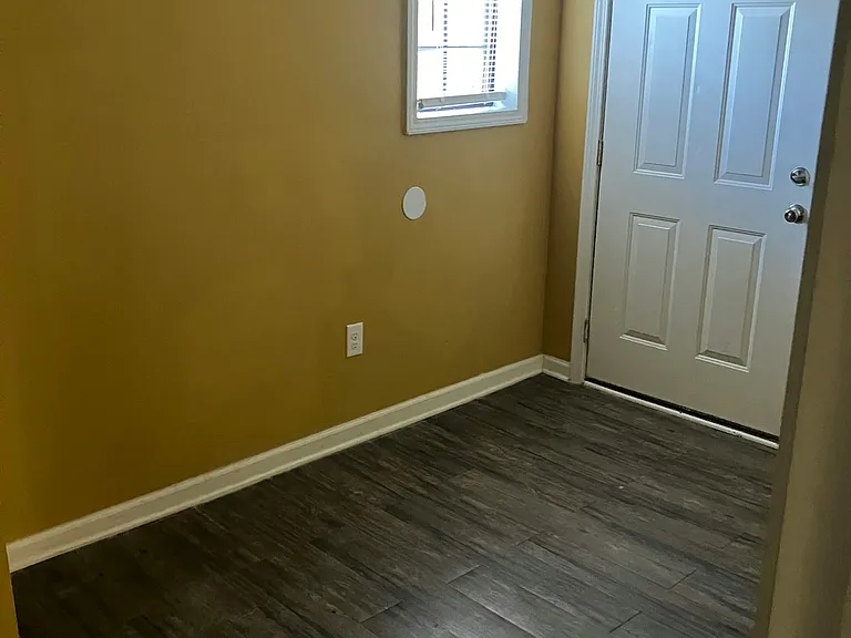 412 N Montgomery St #102 — Photo 11