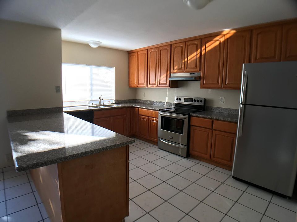 1st image of 4218 Comet Cir