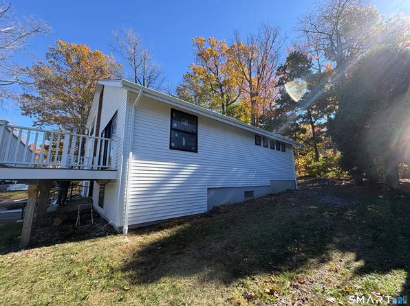 205 Perch Rock Trail, Winchester, CT 06098