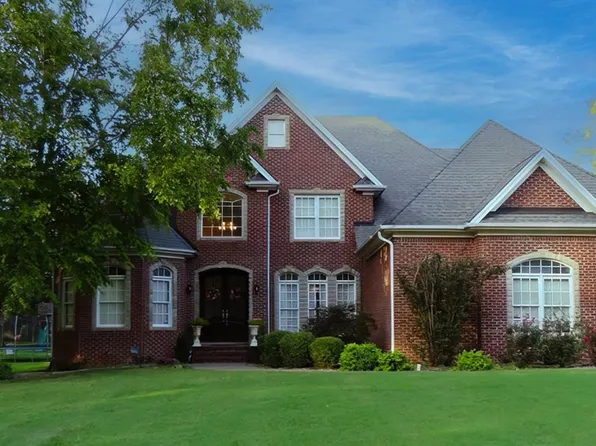 407 Autumnstone Ln, Bowling Green, KY 42103