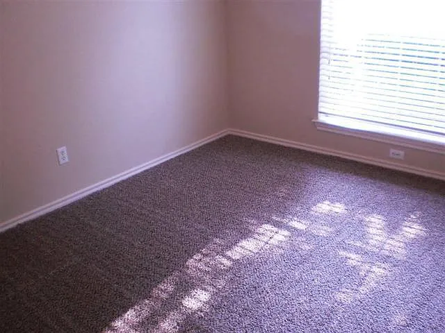 107 Hickory Rd — Photo 13