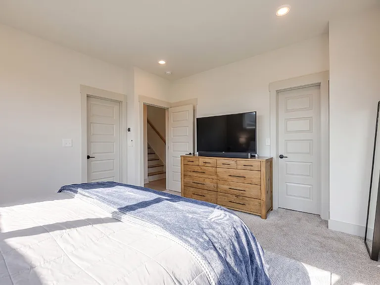 2319 Wesley Village Rd — Photo 29