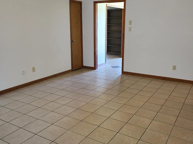 107 Peregrine Pl — Photo 9