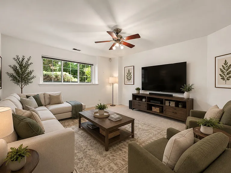 2125 W Concord Ln #2125 — Photo 20