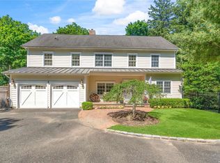 729 Remsens Ln, Upper Brookville, NY 11771