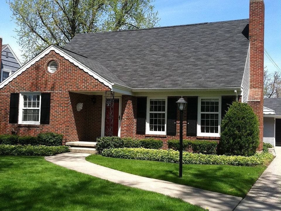 1st image of 26 Woodcrest Blvd