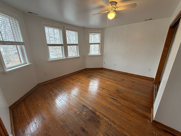 2nd image of 121 Kellogg St APT 2