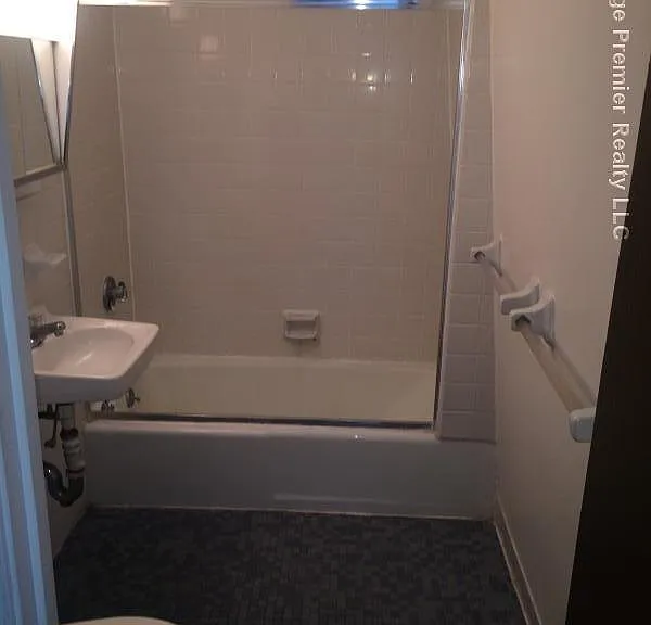 790 Main St #9 — Photo 11