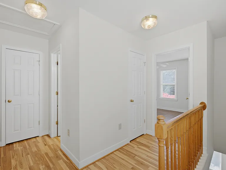 1706 W Moore St — Photo 29