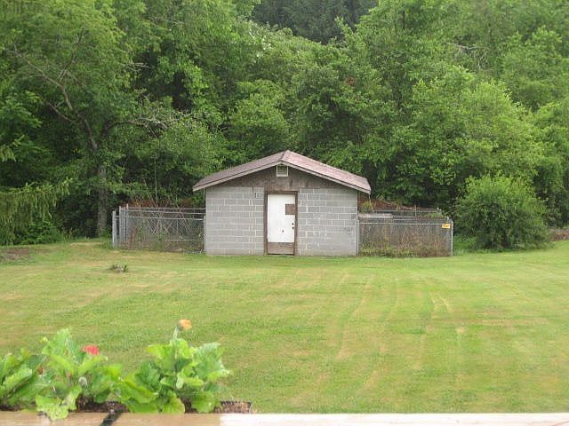 2nd image of 49 Orchard Ln