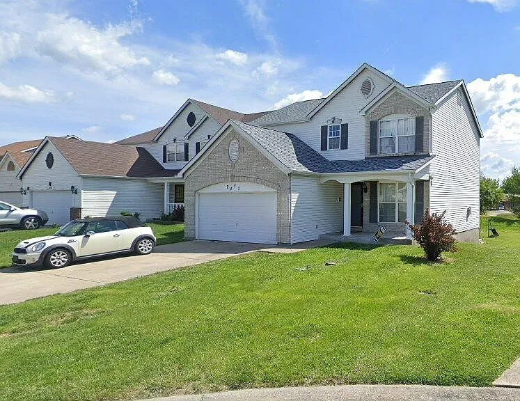 9471 Wilson Bridge Dr — Photo 1