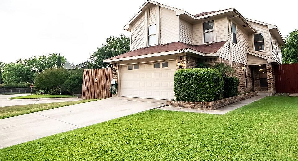 1st image of 2101 Holly Hill Ln