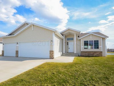 509 13th Ave NW, West Fargo, ND, 58078