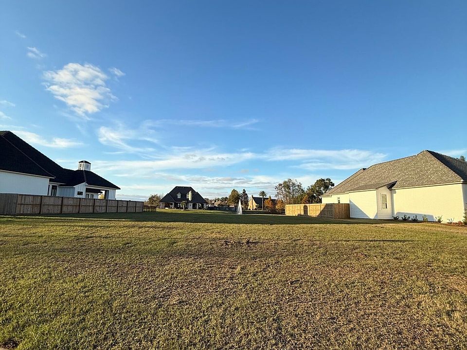 2nd image of 300 Greyford Dr