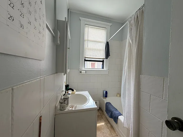 33 Howe St #35 — Photo 5