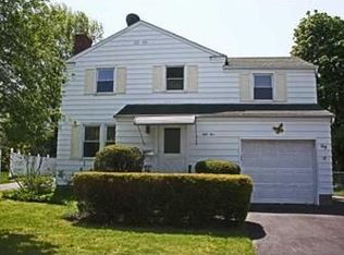 55 Lattimore Rd, Rochester, NY 14620