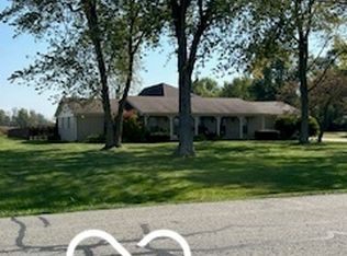 453 N Windswept Rd, Greenfield, IN 46140