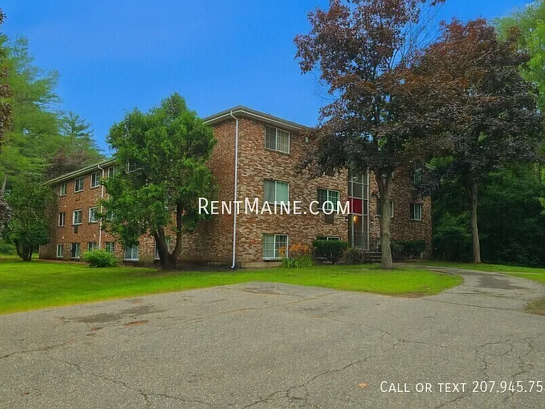 10 Tall Pines Dr #13 — Photo 22