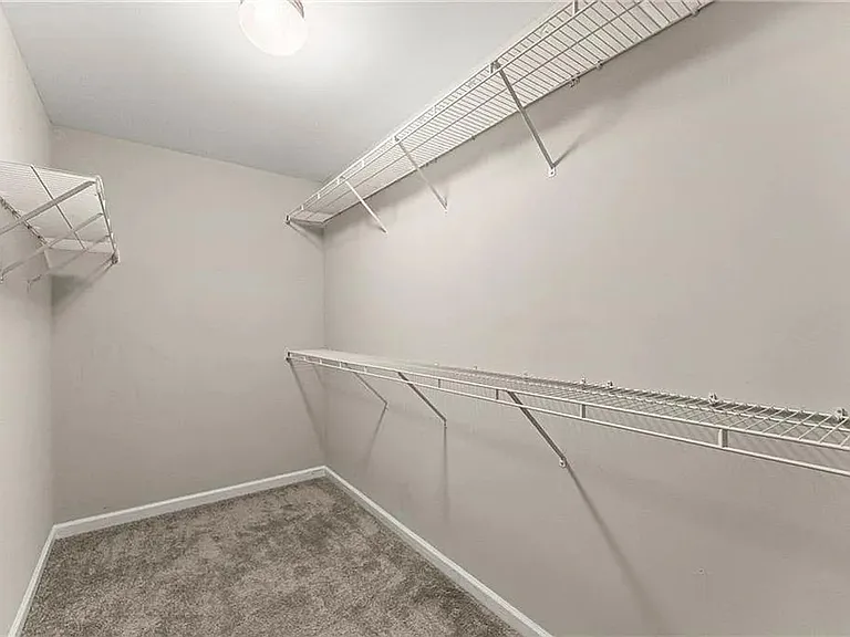 5987 Wellington Ave — Photo 16