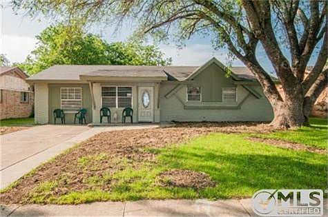 1st image of 708 Phillips Dr