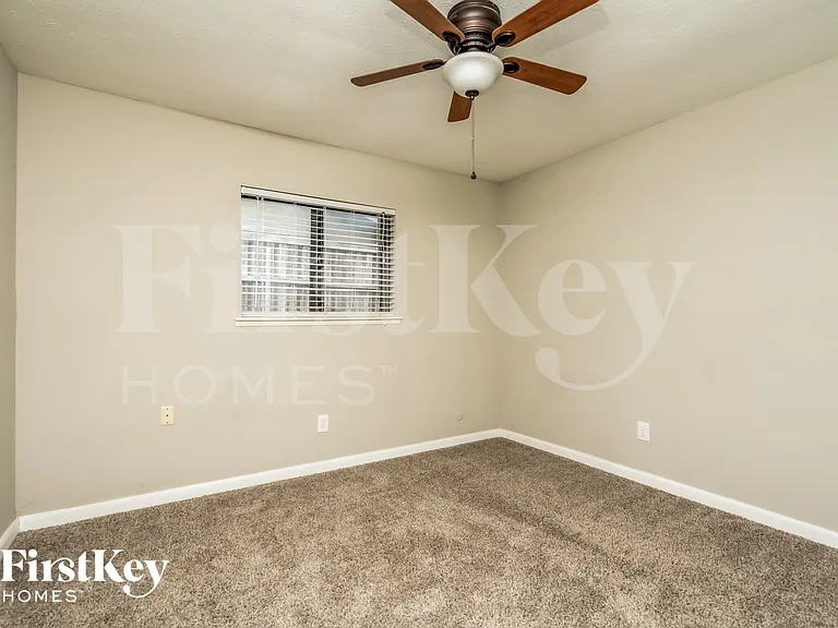 5276 Sherman Dr — Photo 10