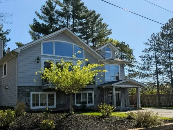 4030 W Shore Drive, Kauneonga Lake, NY 12749