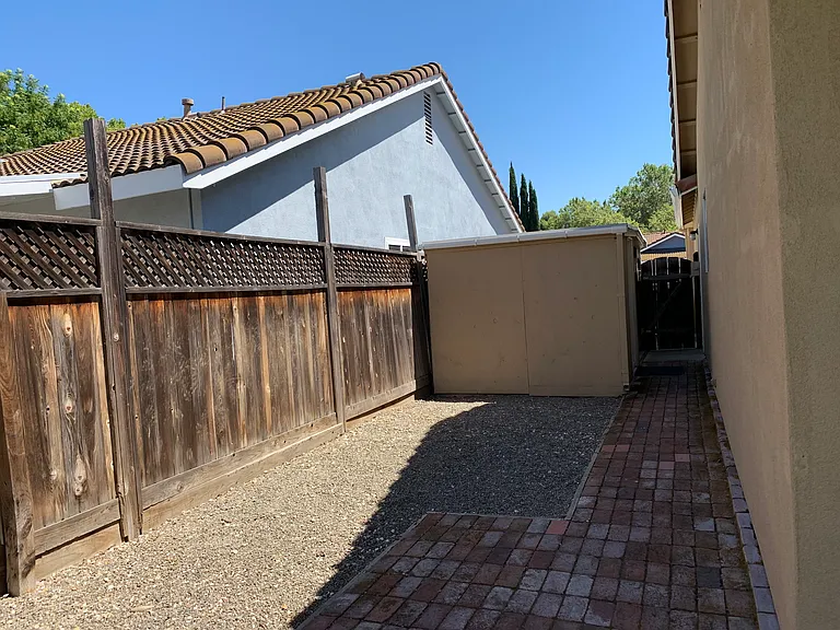 445 Magnolia Ln — Photo 21