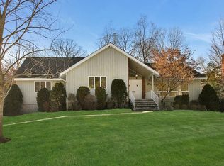 123 Barton Rd, White Plains, NY 10605