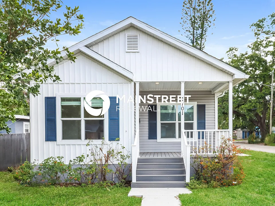 1701 16th Ave S